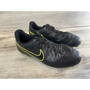 Nike Jr. Tiempo Legend 10 Club Soccer Cleats DV4352-001 Black Volt Size‎ 4Y